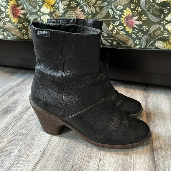Camper Black Ankle Boots - Picture 1 of 12